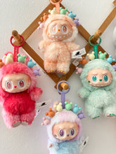 Load image into Gallery viewer, Labubu Mouse Crown *preorder*
